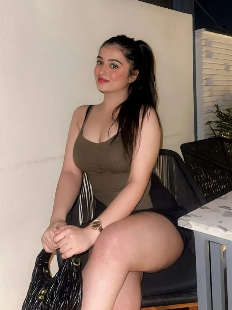 Simran - Mumbai Escort