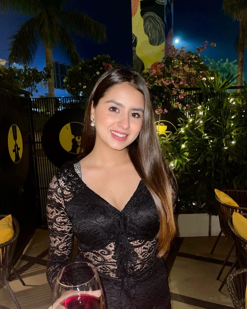 Tara - Mumbai Escort